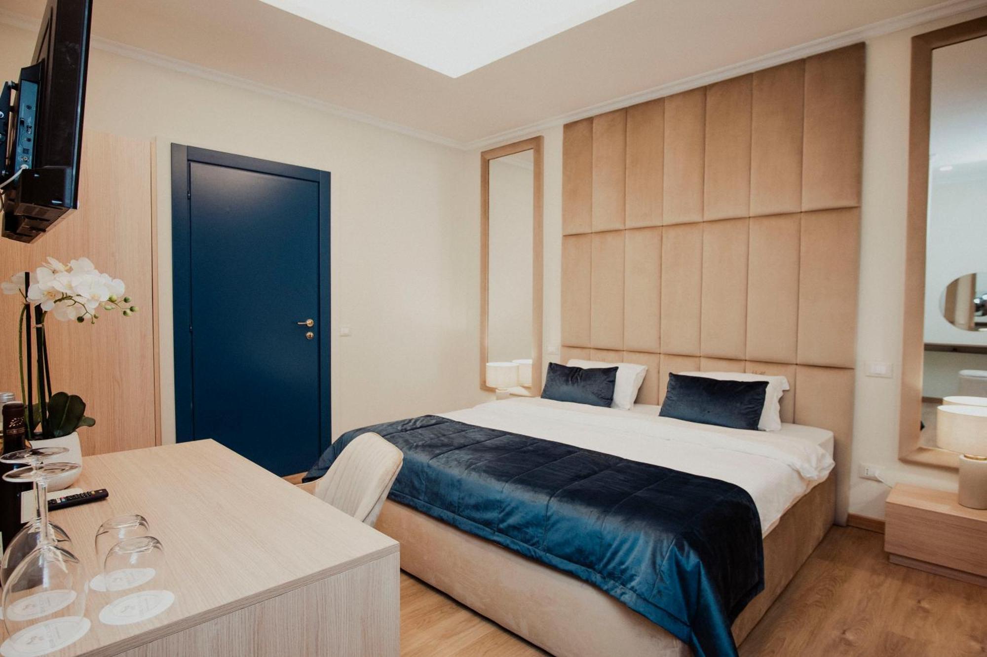 Cesare Ai Cavalieri Suites Рим Экстерьер фото